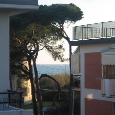 Villa Manuela Apartment Marinella di Sarzana Exterior foto